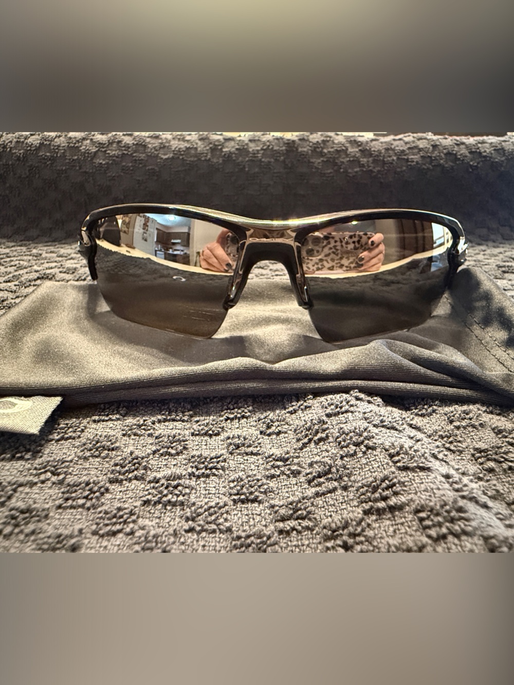 Oakley | Flak 2.0 XL Sunglasses Bundle | 3 Sets of Lenses, Bag, Nose Pieces